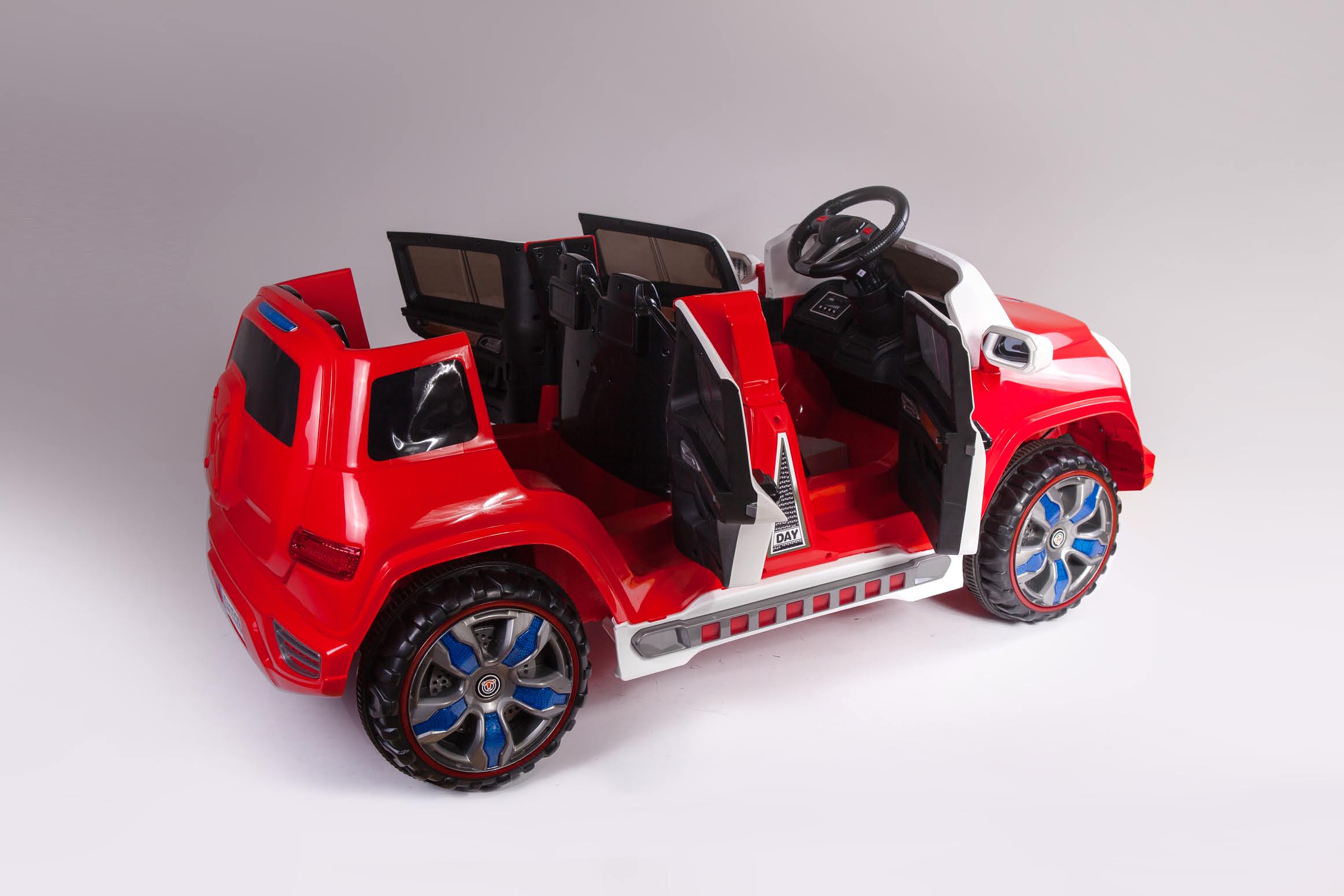 4 Seater Ride-on car